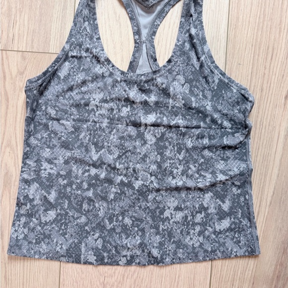 lululemon athletica Tops - lululemon athletica Gray Patterned Racerback Tank